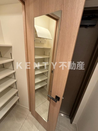【収納】 | Ｊ．ＧＲＡＮ　Ｃｏｕｒｔ　品川西大井ＥＡＳＴ | 十分な収納スペースがあります