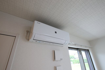 【設備】 | ポルチュラーカ | エアコン