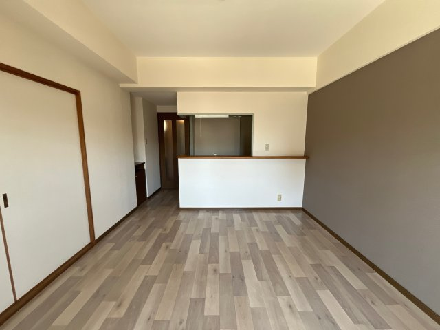 パストラル青山の居間・リビング