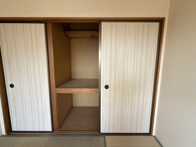 センチュリー7　Ｂ棟の収納