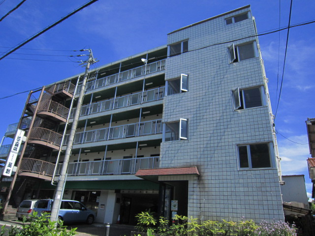 パティオプラスパの外観