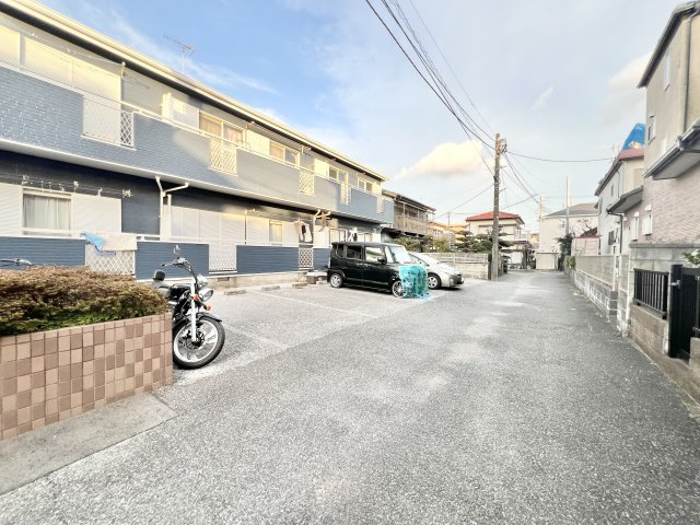 ドリーム美しが丘の駐車場