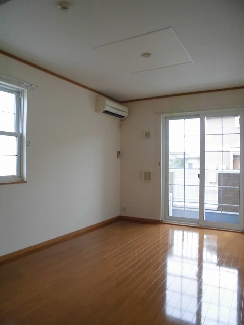 リトル　マーシュ　Ⅱの居間・リビング|居室・リビング