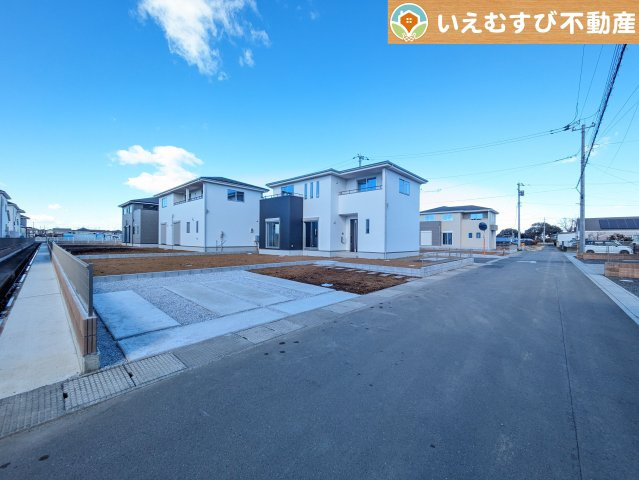 羽生市藤井上組2期の前面道路含む現地写真|前面道路含む現地写真です
