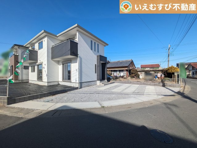 上里町神保原町1期の駐車場|庭先に空きスペースあり、将来は３台目の駐車場に
