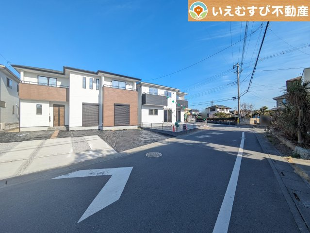 上里町神保原町1期の前面道路含む現地写真|前面道路含む現地写真です