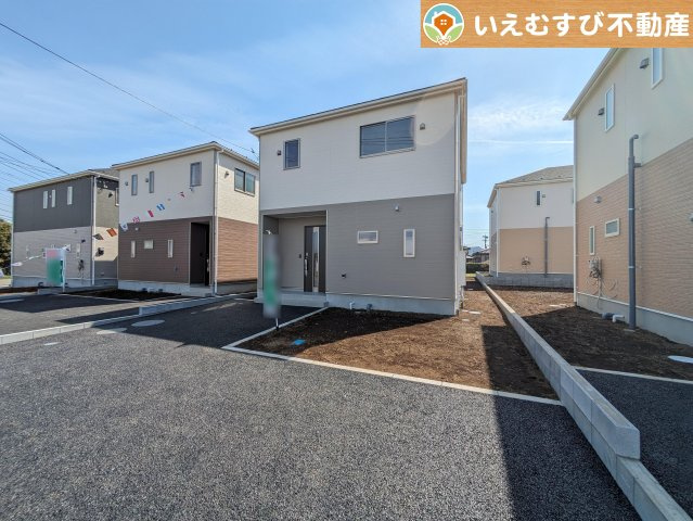 Cradle garden　本庄市児玉町保木野第1の外観|【完成済み】ナチュラルな色合いで飽きのこない外観！
ゆっくりご内覧いただけますのでぜひ一度現地をご覧ください！夢が膨らみます♪