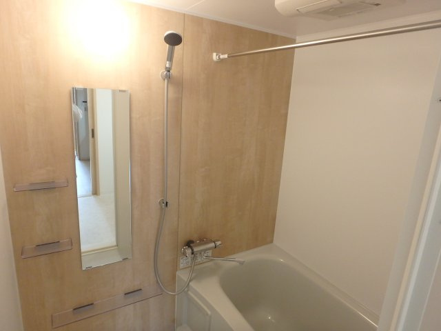 グラディート花園の浴室