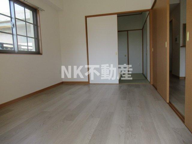 【寝室】 | グランシェルドゥ（放出賃貸） | 洋室です