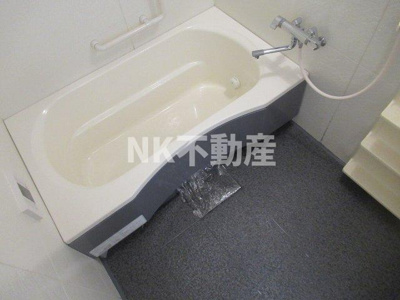 【浴室】 | グランシェルドゥ（放出賃貸） | お風呂で日々の疲れを落としましょう