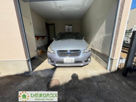 上尾市上　中古一戸建ての駐車場