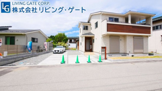 【外観】 | カースペースは並列2台×2列+1台の合計5台分