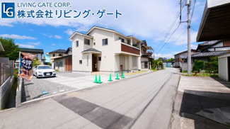 【外観】 | 建物完成しました。南アルプス市清水　オール電化新築戸建 南4.7ｍ道路　土地201.14㎡