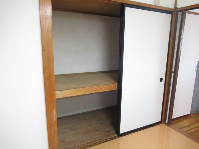 睦荘の収納