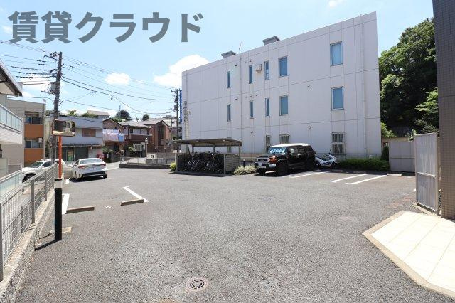 ヴィレッジゲート亥鼻の駐車場|駐車場完備です