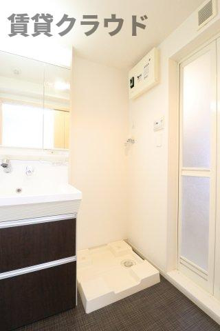 ヴィレッジゲート亥鼻の洗面所|洗濯機置場