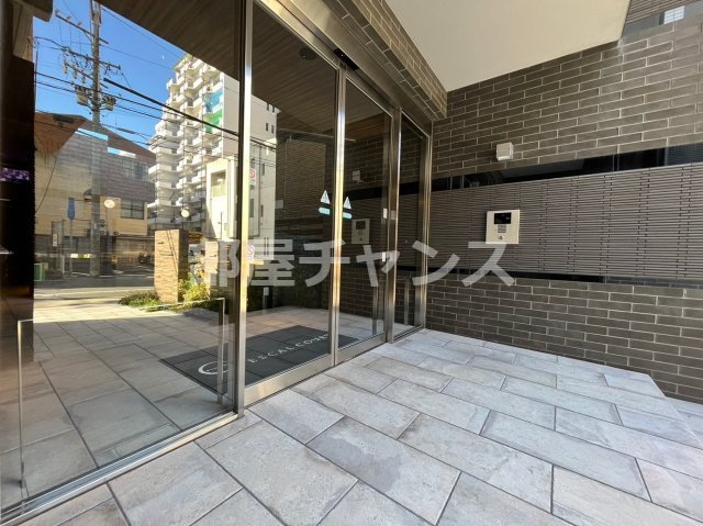エスカルコートのエントランス