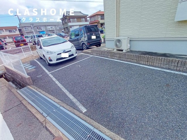 ブライトネス　　刈谷市の賃貸ならクラスホーム刈谷店の駐車場