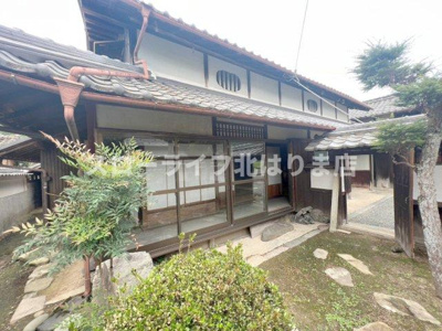 【庭】 | 丹波市山南町大河 | 庭門側