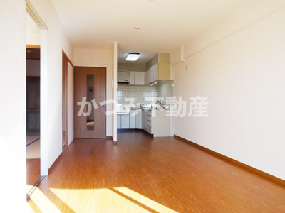 【居間・リビング】 | モーニングパーク朝霞 | ※他部屋参考写真