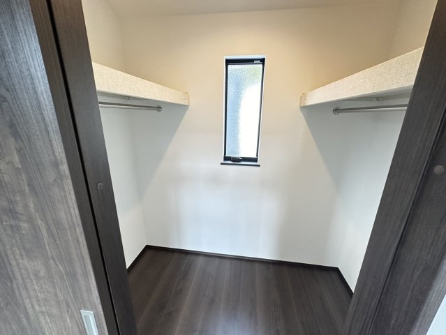 八幡市八幡福禄谷　新築未入居　２０号地の収納|十分な収納スペースがあります