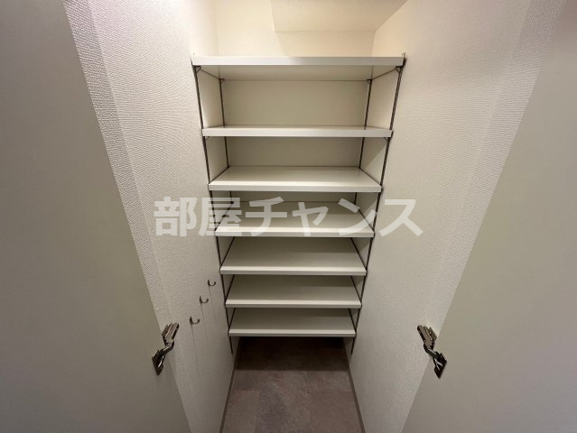 エステムコート名古屋セントリアの収納
