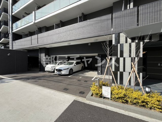 エステムコート名古屋セントリアの駐車場