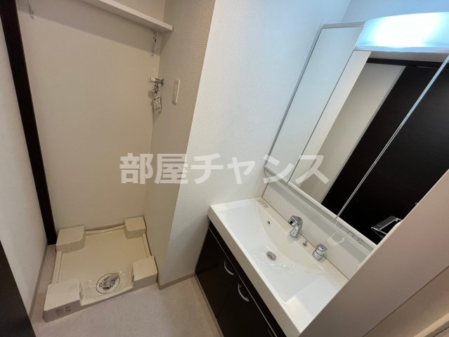 エステムコート名古屋セントリアの独立洗面台