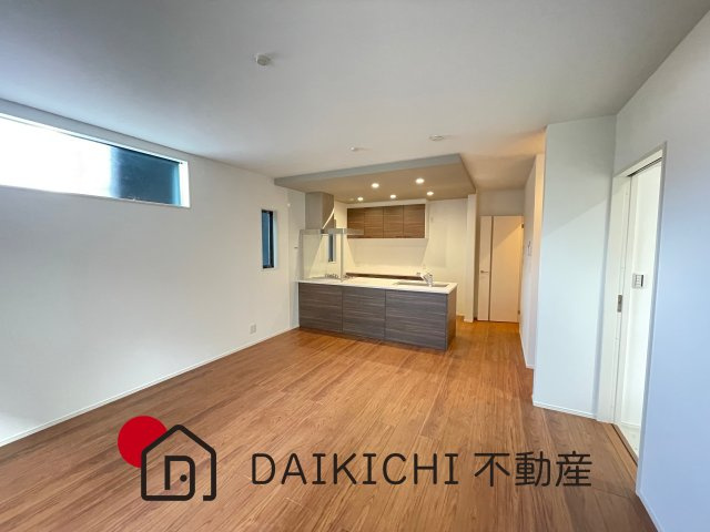 【居間・リビング】 | 東松山市小松原町　Tama Town　新築戸建　全2棟　1号棟