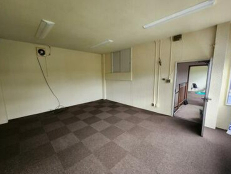 大津市浜町の事務所の内装|中はこのようになっています