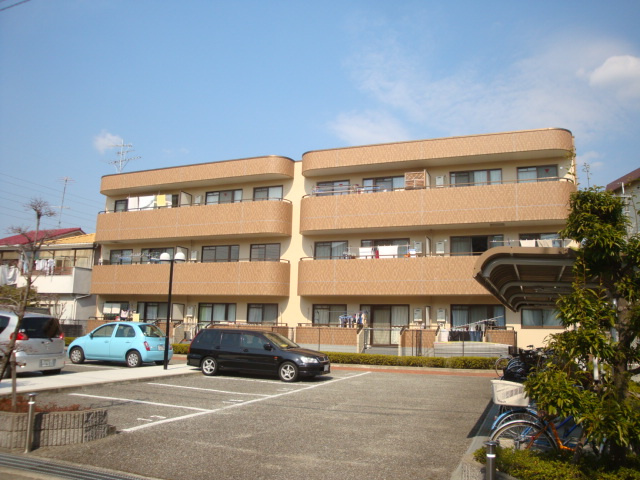 サンセリテ宝塚の外観