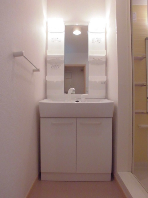 福寿草の独立洗面台