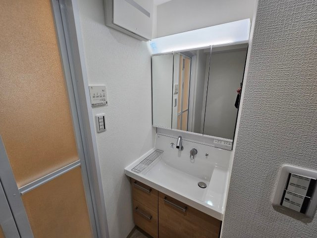 リフュージュ本山の洗面所