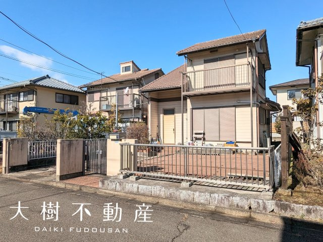 南側に広くとれたお庭が魅力♪厚木市宮の里　中古戸建ての画像