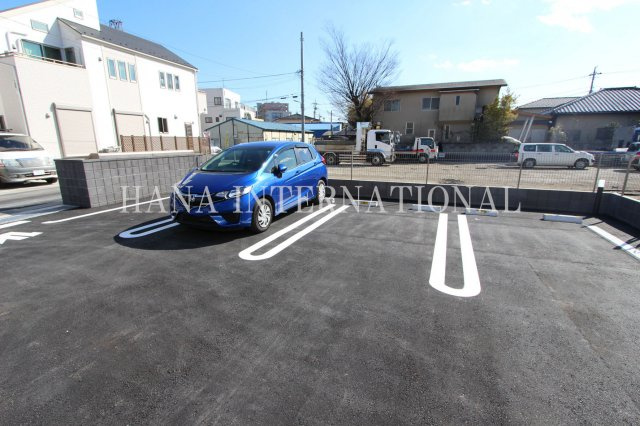 【駐車場】 | ミランダクレールコート新里