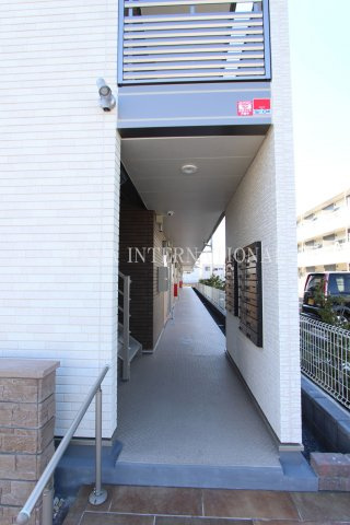 【エントランス】 | ミランダクレールコート新里