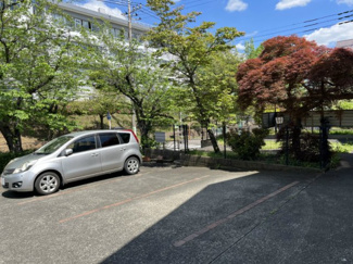 【駐車場】