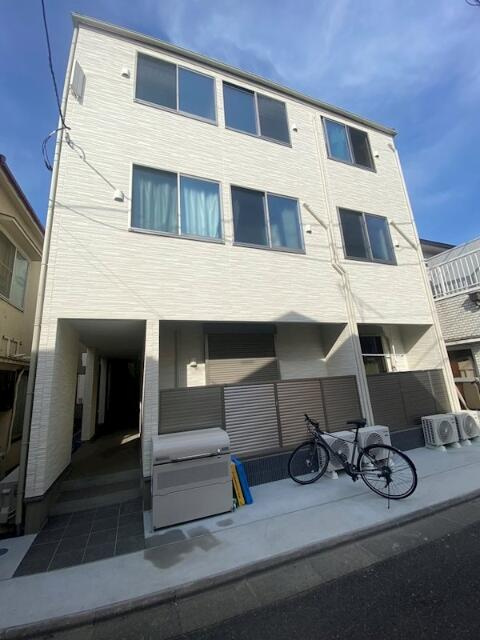 足立区関原１丁目のアパートの画像