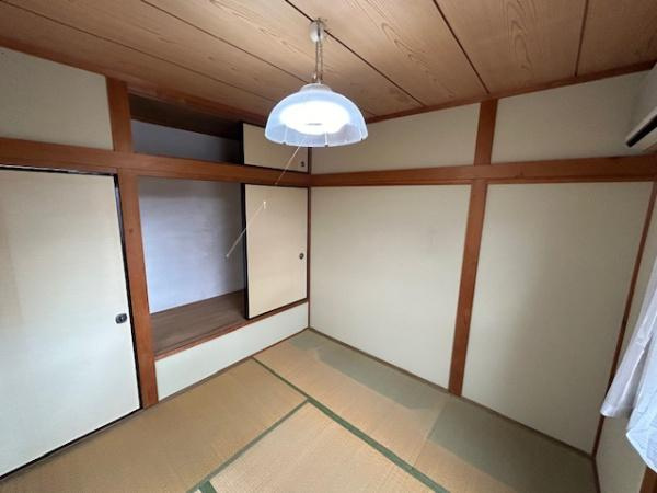 【寝室】