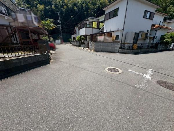 和歌山市田尻　中古戸建の前面道路含む現地写真