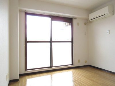 【洋室】 | コーポ平城 | 同型タイプ