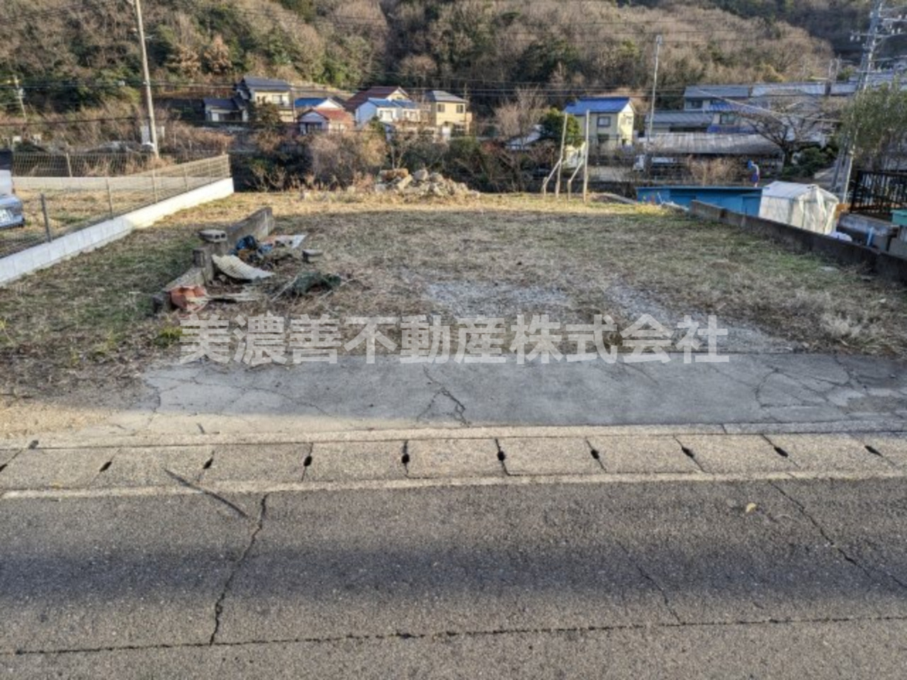 ６２６６２　岐阜市岩田坂土地の外観