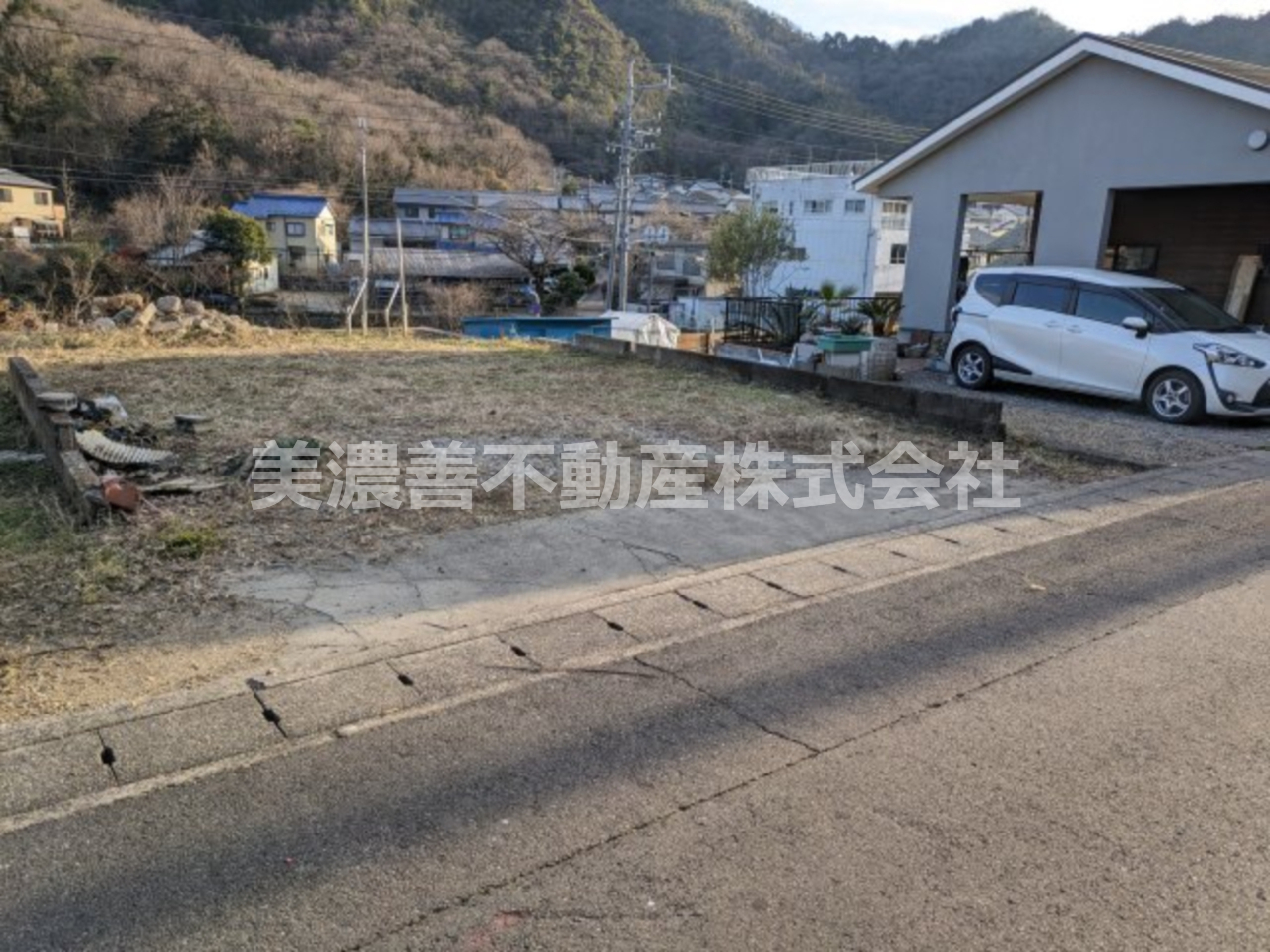 ６２６６２　岐阜市岩田坂土地の外観