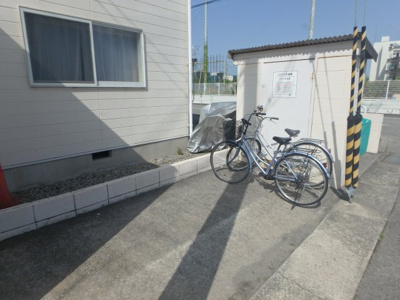 【その他共用部分】 | ステラパレス | 駐輪スペース