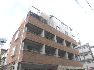 【外観】 | ティアラ小松 | レンガ調のお洒落な外観です