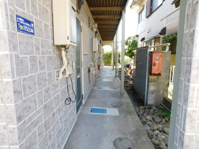 【その他】 | ハイツツバキ | 玄関前通路