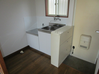 【キッチン】 | ハイツツバキ | コンパクトなキッチンで掃除もラクラク