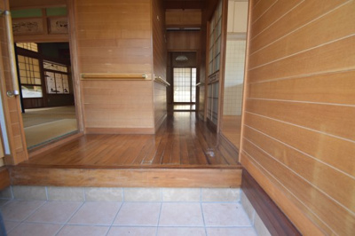【玄関】 | 永利町字馬場　中古戸建