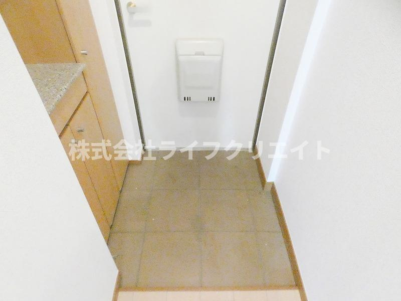 ロイヤル・レジデンス弐番館の玄関