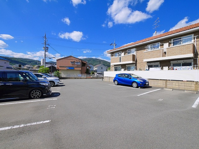 リバーラック　ディライトの駐車場|駐車場完備です
